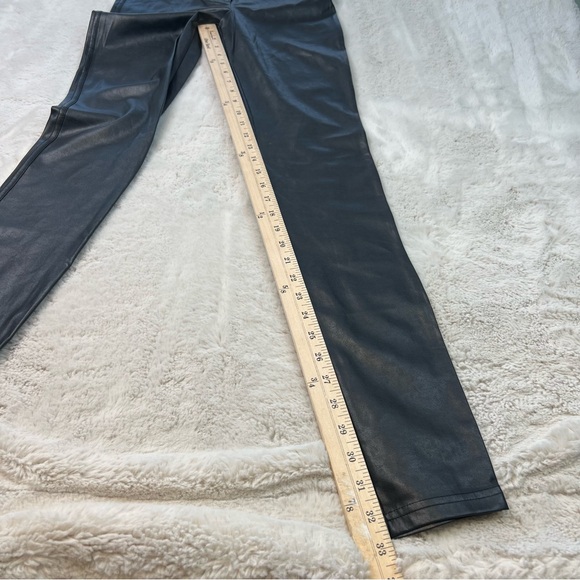 Wilfred Free Black Faux Leather Pants Leggings Tight Soft Womens Size 2 XS - Picture 7 of 9